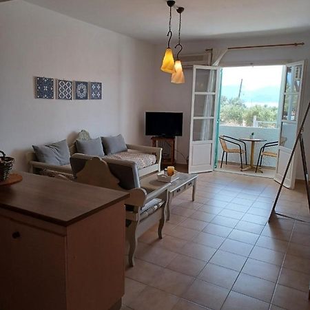 Kleftiko Apartment Adamantas  Bagian luar foto