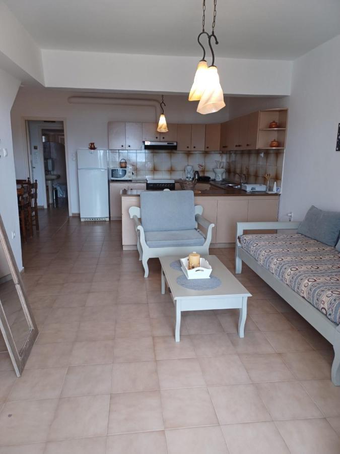 Kleftiko Apartment Adamantas  Bagian luar foto
