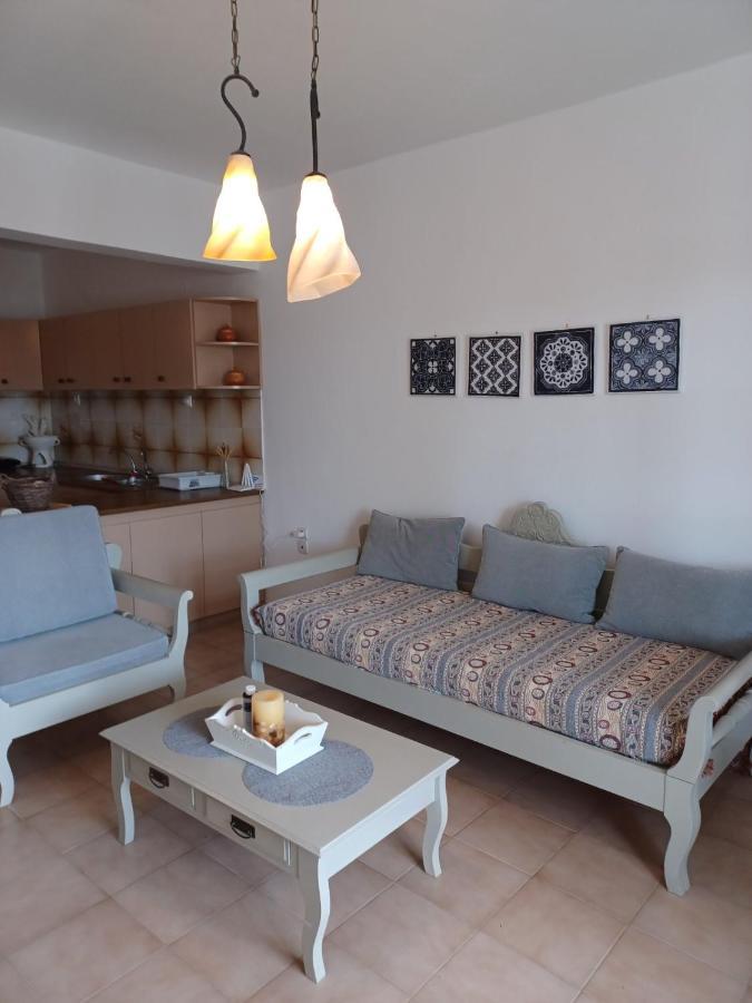 Kleftiko Apartment Adamantas  Bagian luar foto